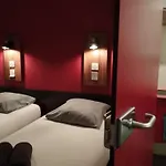Kyriad Direct Hotell