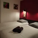 Hotell Kyriad Direct 2*