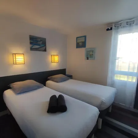 Kyriad Direct 2* 생트