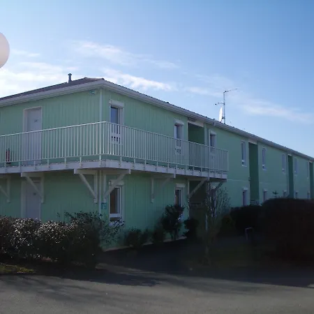 Kyriad Direct 호텔 2*