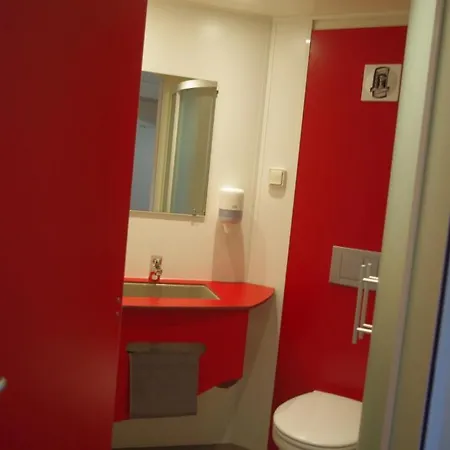 Kyriad Direct Hotel