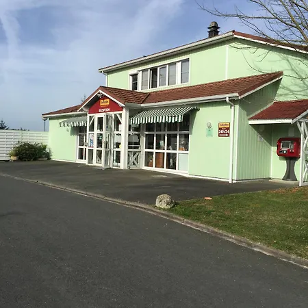 Kyriad Direct Hotel Saintes