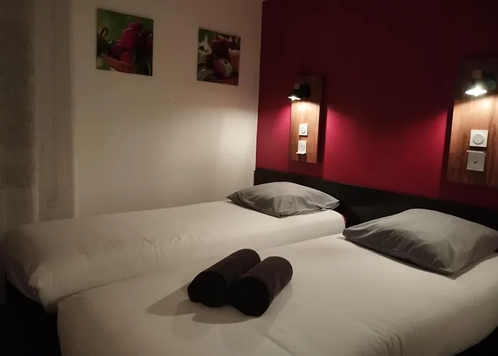 Hotel Kyriad Direct 2*