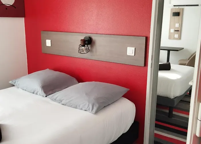 Kyriad Direct 2* Saintes