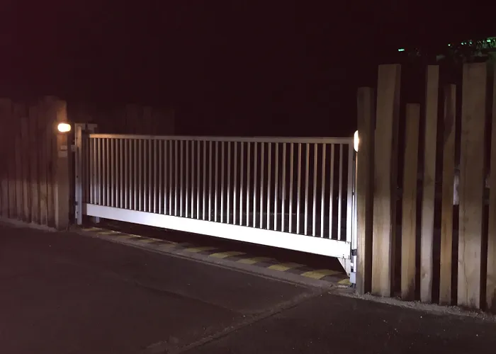 Hotel Kyriad Direct Saintes