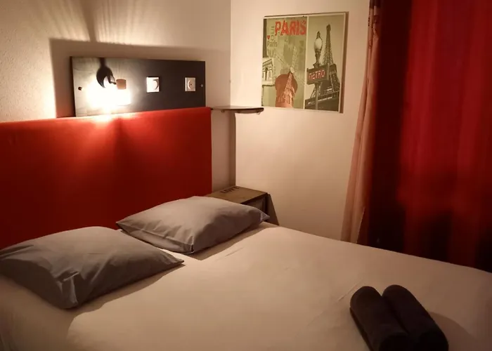 Kyriad Direct Hotel 2*